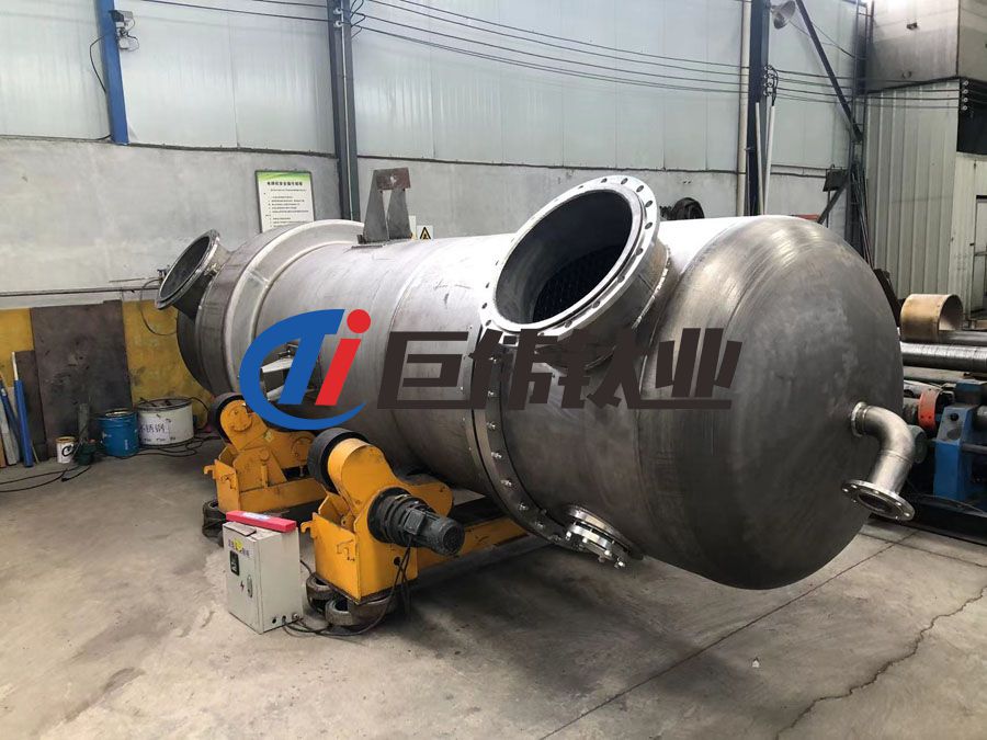 鈦冷凝管的優(yōu)越性與應(yīng)用中存在的問(wèn)題 鈦冷凝管的優(yōu)越性與應(yīng)用中存在的問(wèn)題