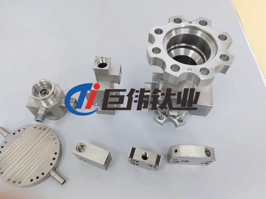 鈦合金3D打印技術在汽車發動機用鈦合金螺絲制作中的應用 鈦合金3D打印技術在汽車發動機用鈦合金螺絲制作中的應用